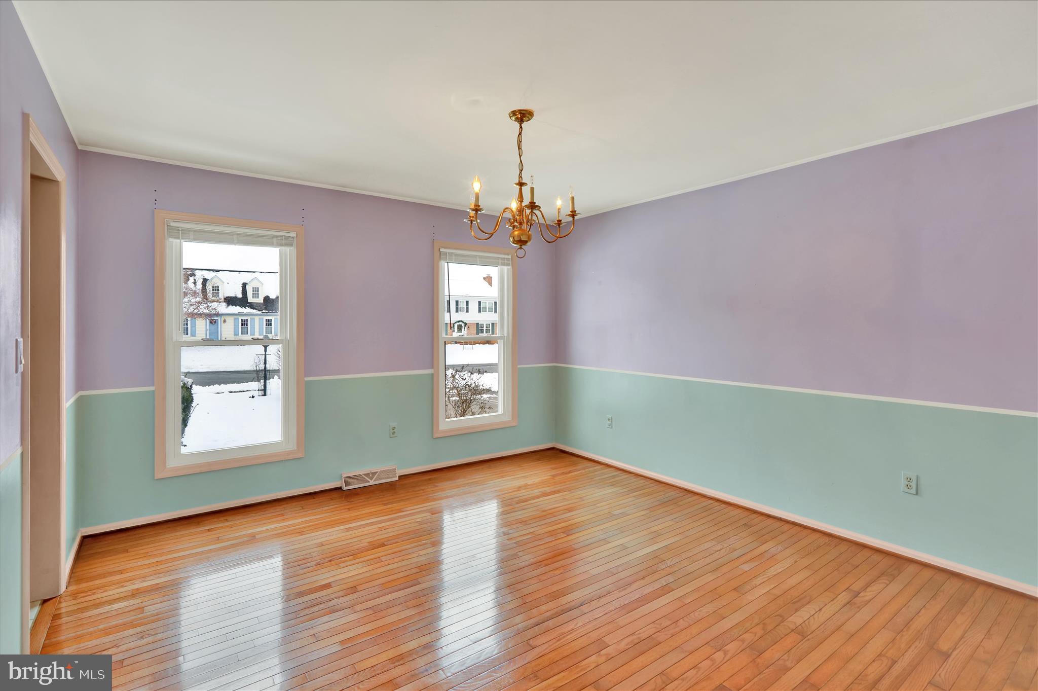 438 Coach House Lane Lititz, PA 17543 - Photo 16 of 47 Dining Room