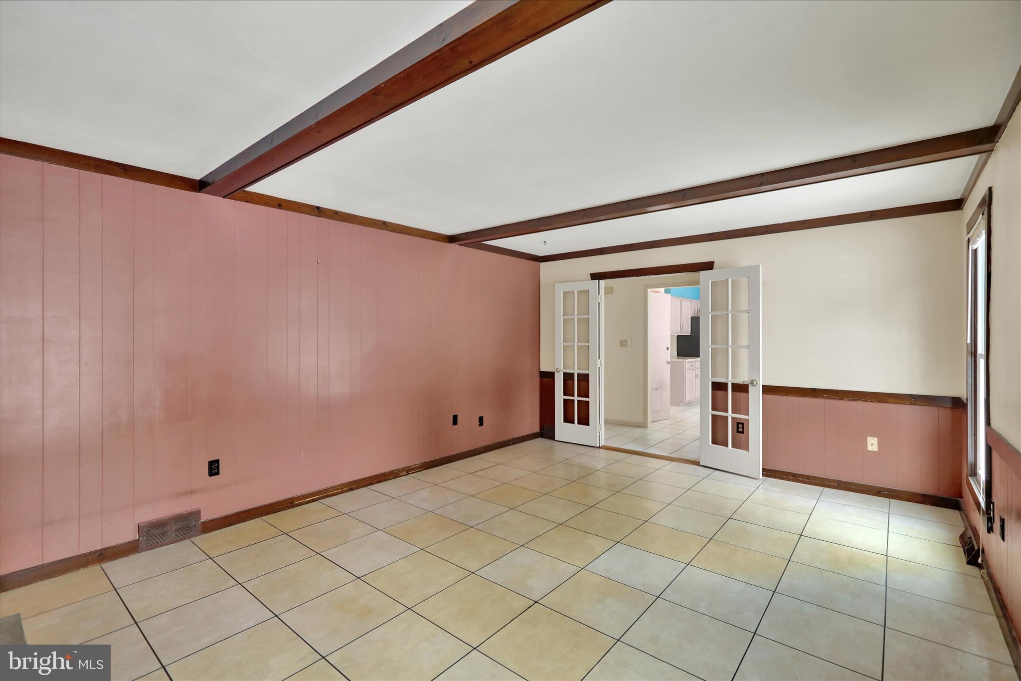 438 Coach House Lane Lititz, PA 17543 - Photo 8 of 47 Living Room