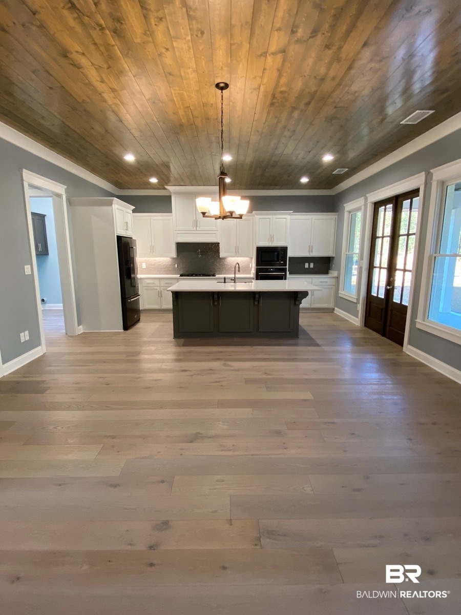 11036 Redfern Road Daphne, AL 36526 - Photo 9 of 25 Kitchen