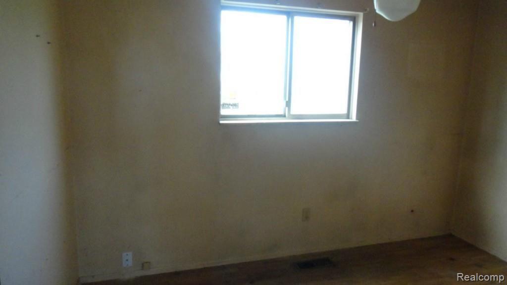 9430 Gale Road Goodrich, MI 48438 - Photo 21 of 24 DSC09879.jpg