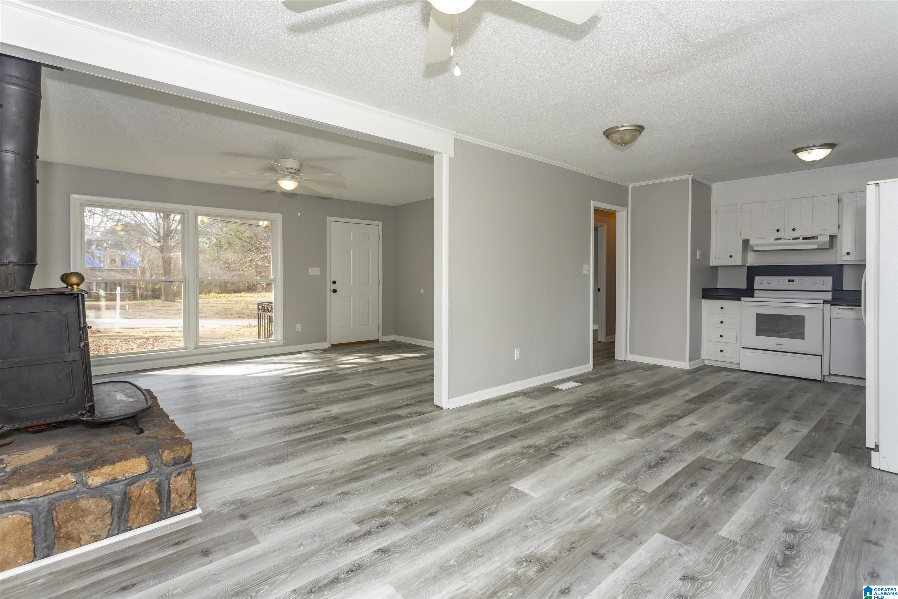 2121 Brewster Road Birmingham, AL 35235 - Photo 6 of 35