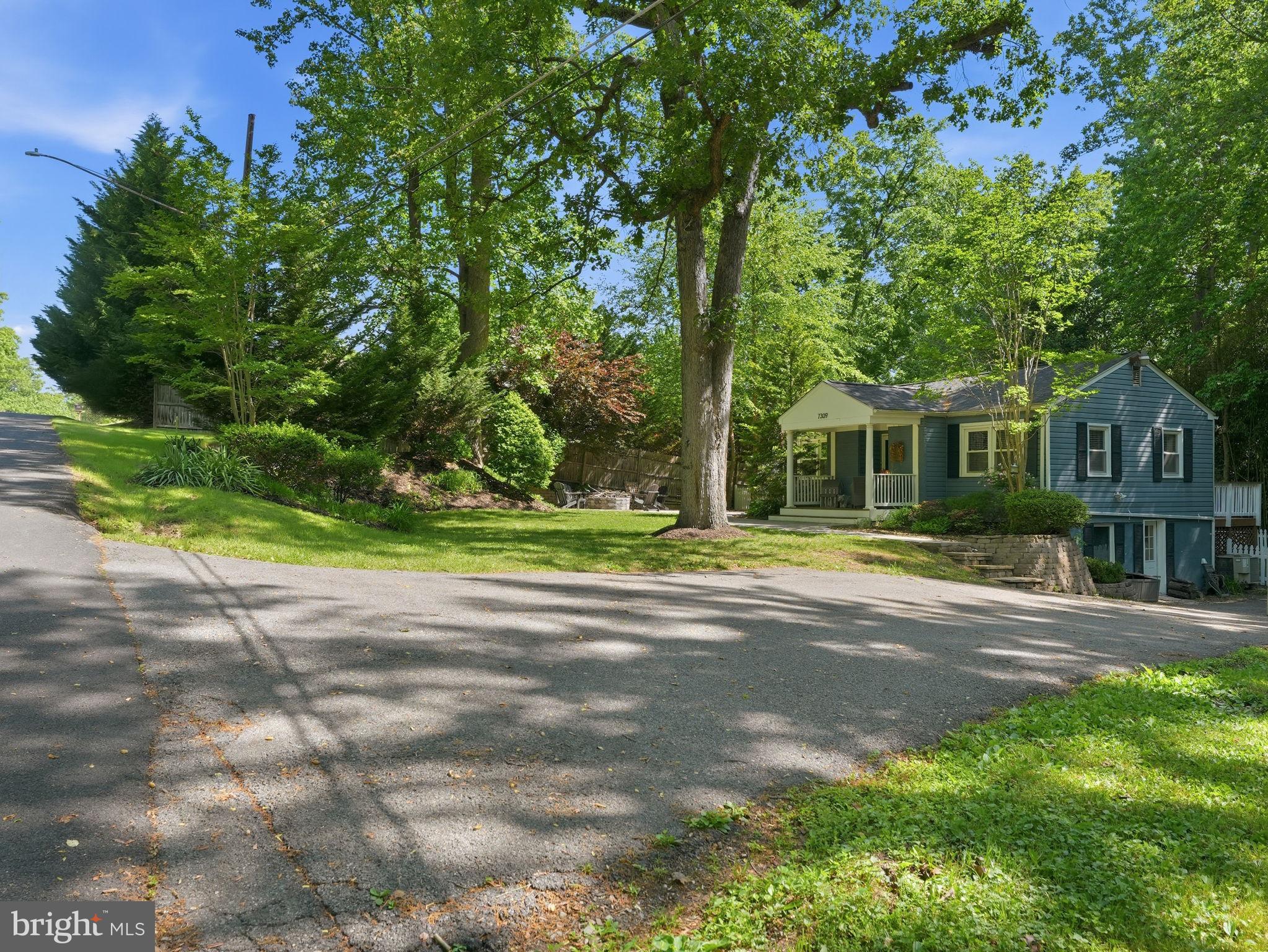 7309 Neuman Street Springfield, VA 22150 - Photo 31 of 33