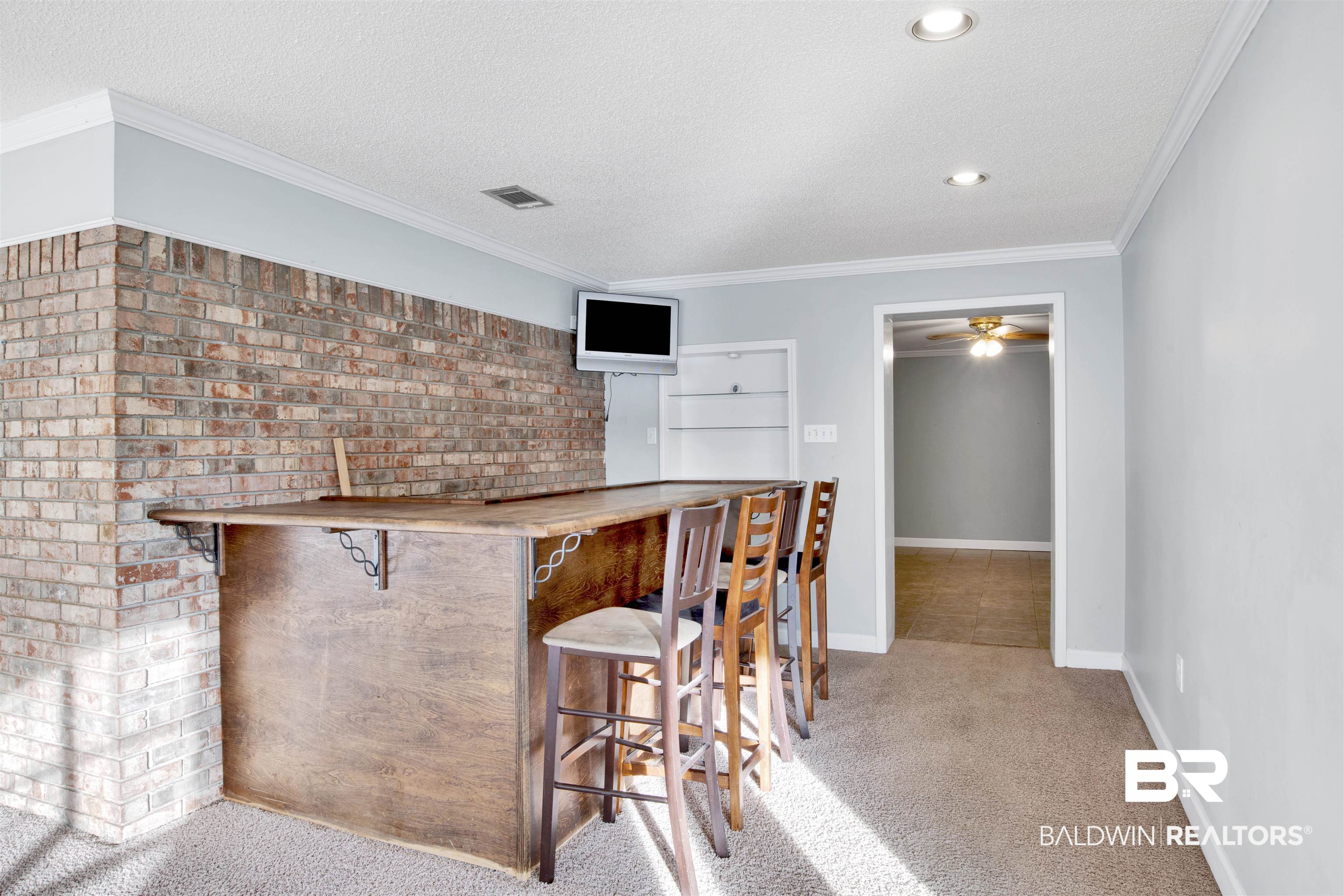 1060 7 Hills Drive Mobile, AL 36695 - Photo 18 of 36 Bar Area