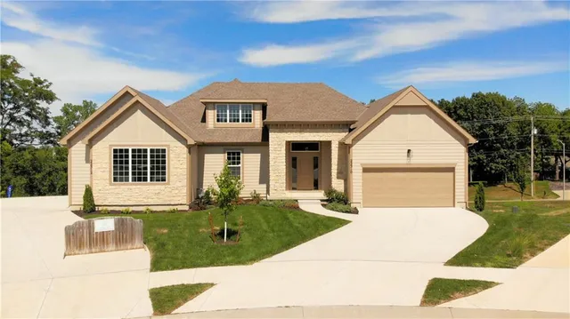 $499,900 | 22310 West 76th Street, Shawnee, KS 66227