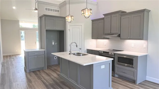 $499,900 | 22310 West 76th Street, Shawnee, KS 66227