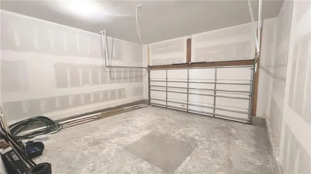 $499,900 | 22310 West 76th Street, Shawnee, KS 66227