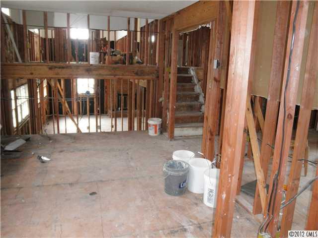 3236 Cross Winds Road Charlotte, NC 28227 - Photo 3 of 5 Gallery Image 3
