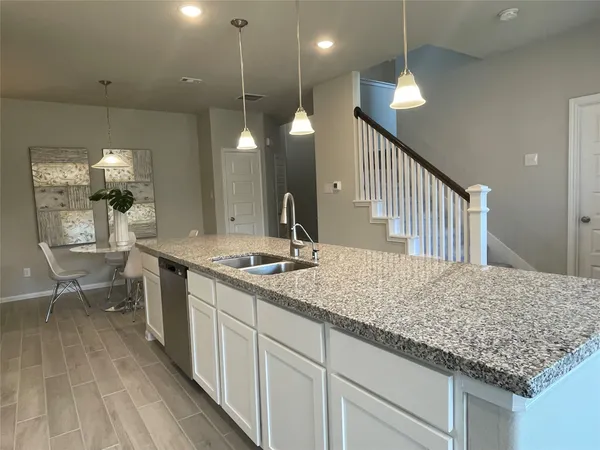 $315,000 | 7407 Hinsdale Drive, Pasadena, TX 77505