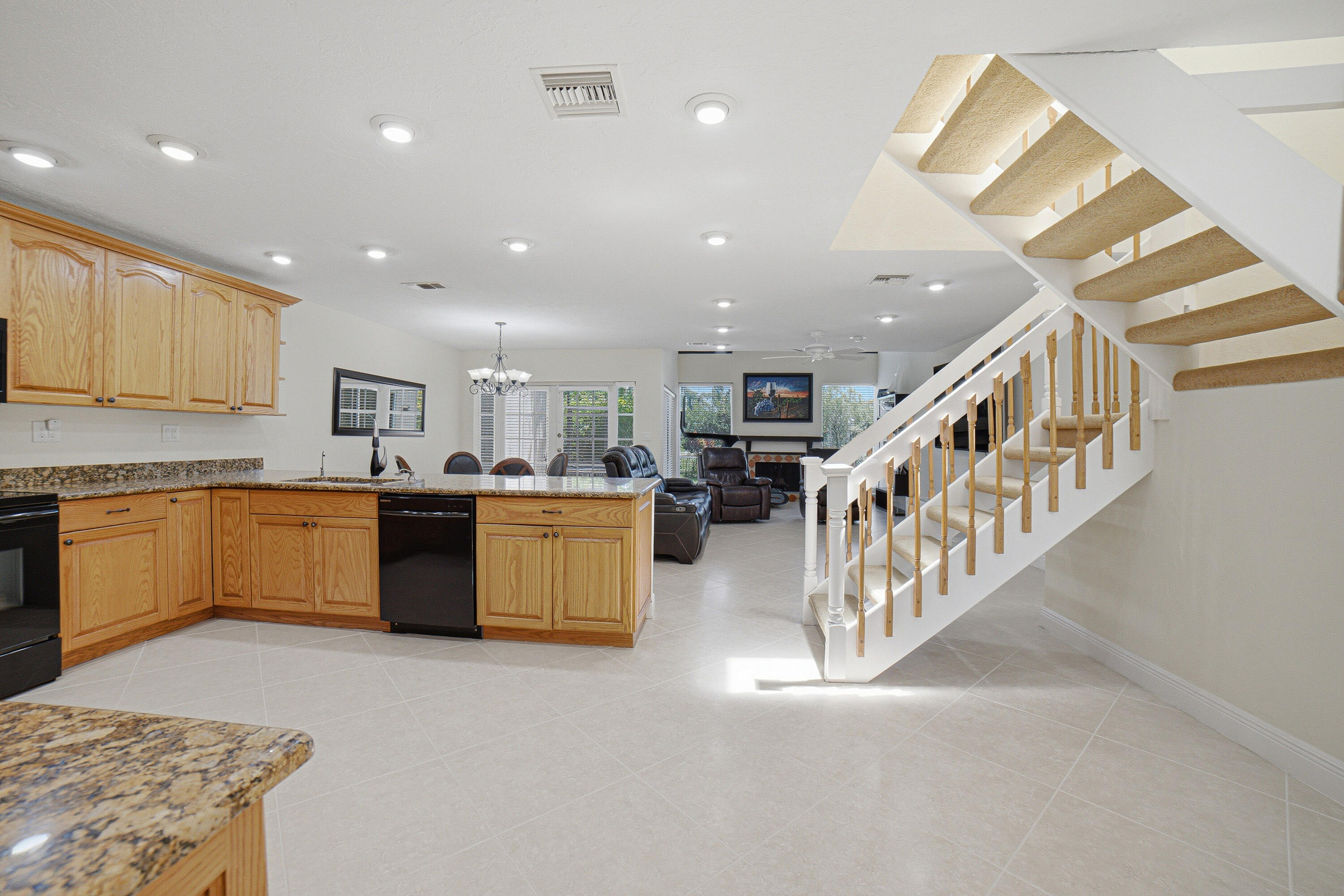 6024 Glendale Drive Boca Raton, FL 33433 - Photo 6 of 36 Entrance-B