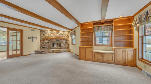 $579,900 | 909 Country Club Lane, Fond du Lac, WI 54935