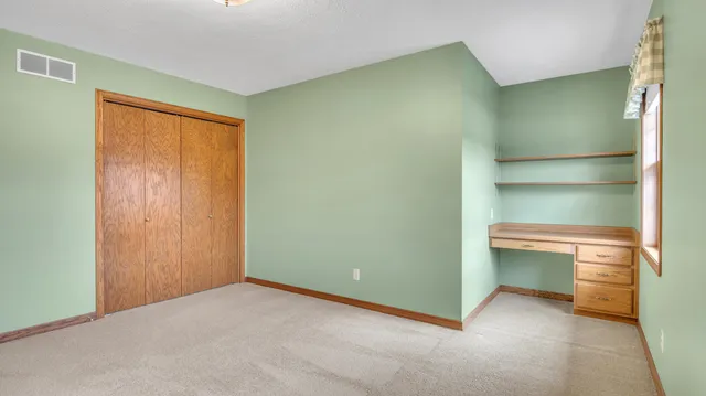 $579,900 | 909 Country Club Lane, Fond du Lac, WI 54935