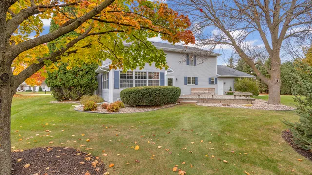 $579,900 | 909 Country Club Lane, Fond du Lac, WI 54935