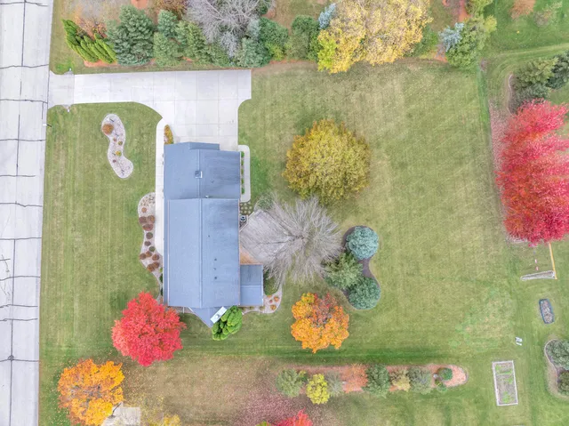 $579,900 | 909 Country Club Lane, Fond du Lac, WI 54935