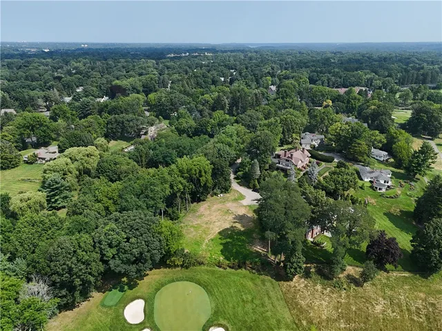 $901,000 | 12 Elmwood Hill Lane, Brighton, NY 14610