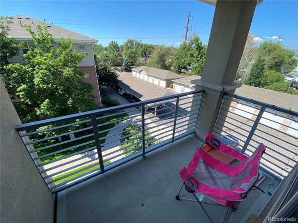 $2,400 | 8123 West 51st Place, Unit 303, Arvada, CO 80002