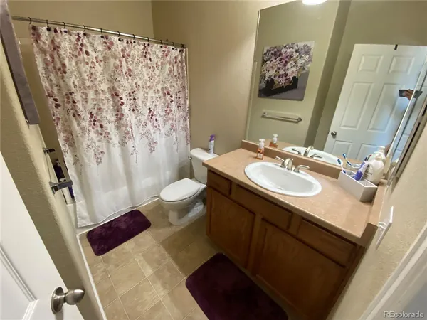 $2,400 | 8123 West 51st Place, Unit 303, Arvada, CO 80002