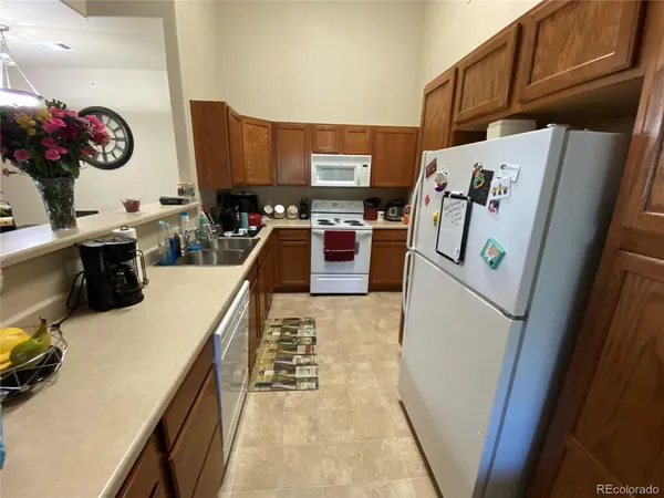 $2,400 | 8123 West 51st Place, Unit 303, Arvada, CO 80002