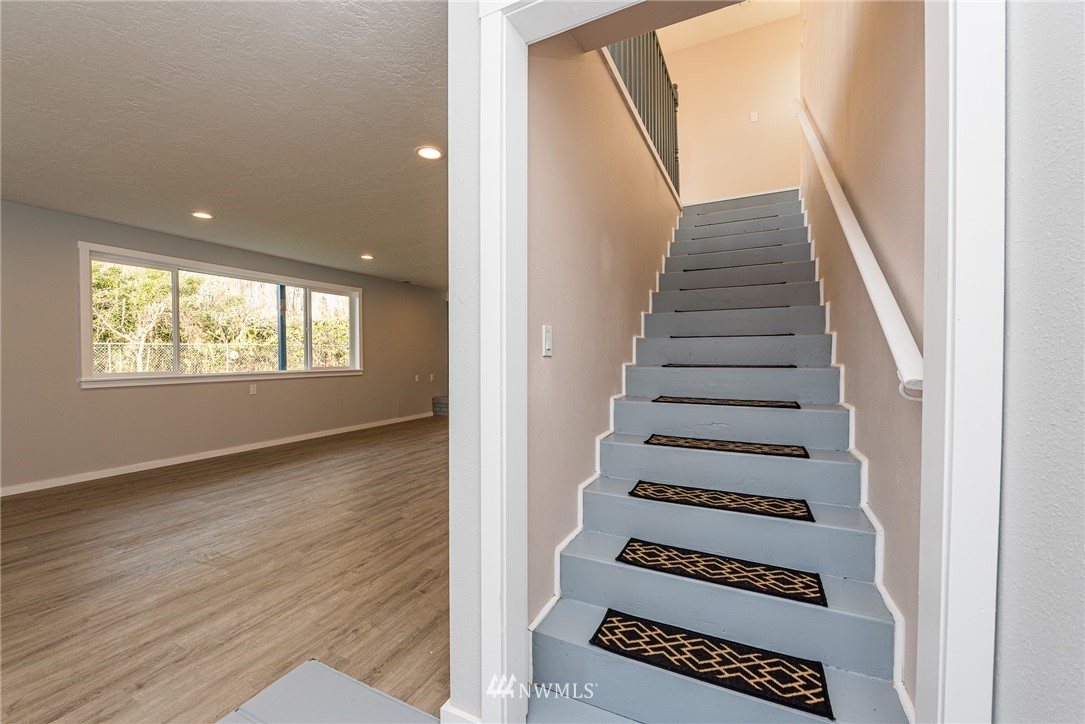 134 Spring Road Port Angeles, WA 98362 - Photo 12 of 20 Gallery Image 12