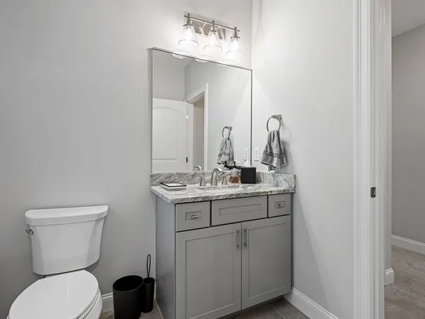 $750,000 | 85 East Street, Uxbridge, MA 01569