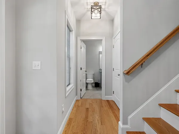 $750,000 | 85 East Street, Uxbridge, MA 01569
