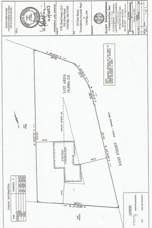 $750,000 | 85 East Street, Uxbridge, MA 01569