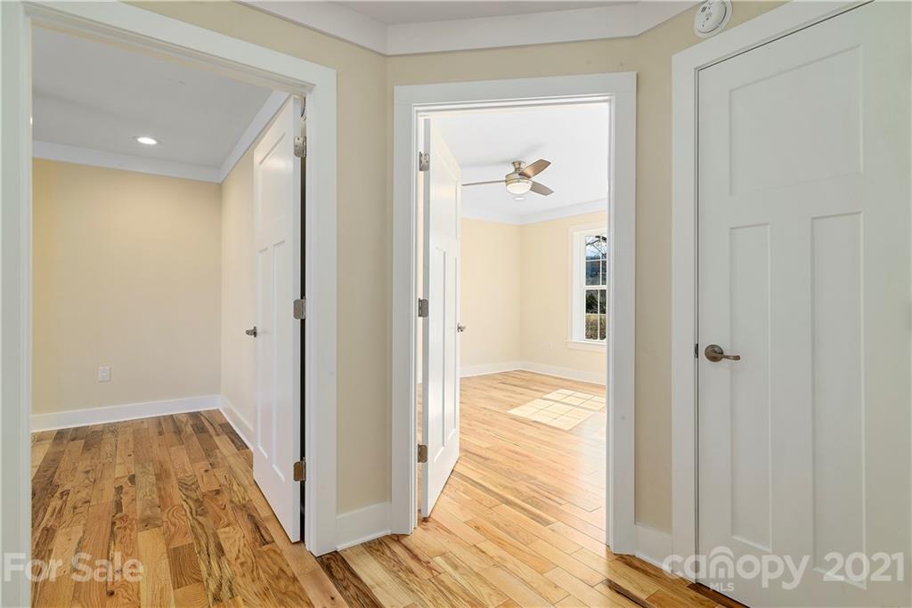 335 Ridge View Drive Clyde, NC 28721 - Photo 18 of 24