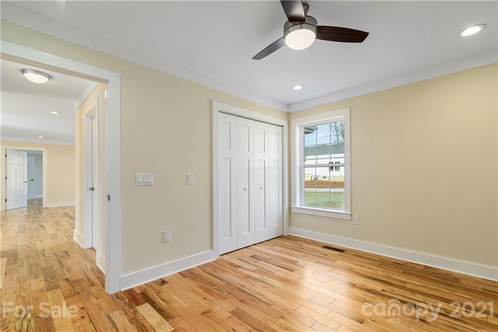 335 Ridge View Drive Clyde, NC 28721 - Photo 21 of 24
