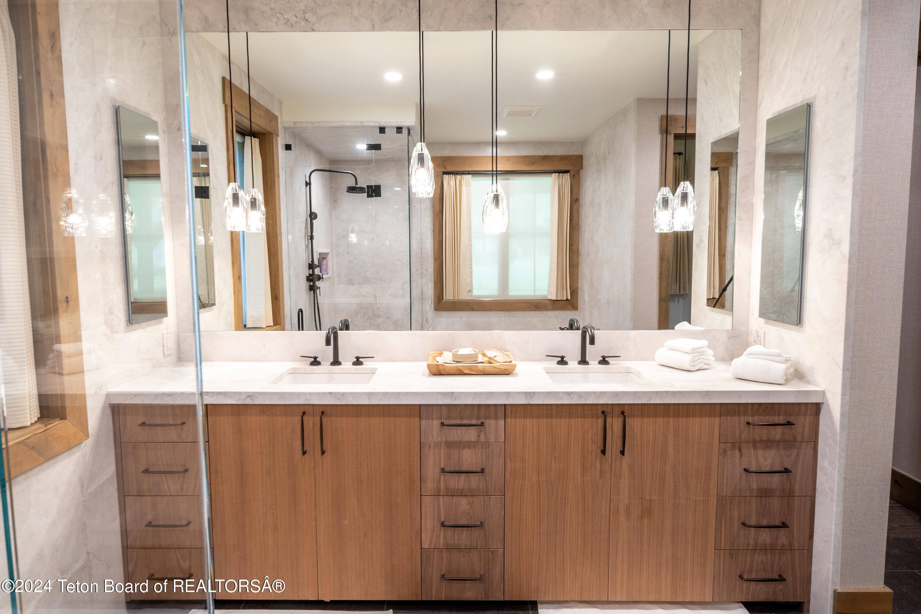 15480 Wagon Road Jackson, WY 83001 - Photo 47 of 59 Guest Bath