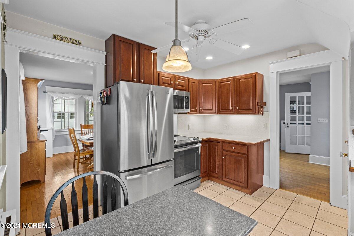 123 Maple Place Keyport, NJ 07735 - Photo 6 of 29 IMG_1915