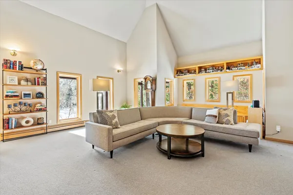 $869,900 | 10047 Cove Pointe Road, Brainerd, MN 56401