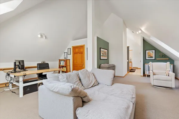 $869,900 | 10047 Cove Pointe Road, Brainerd, MN 56401