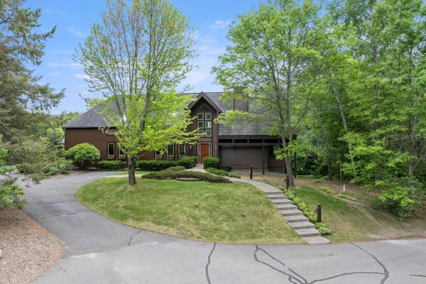 $869,900 | 10047 Cove Pointe Road, Brainerd, MN 56401