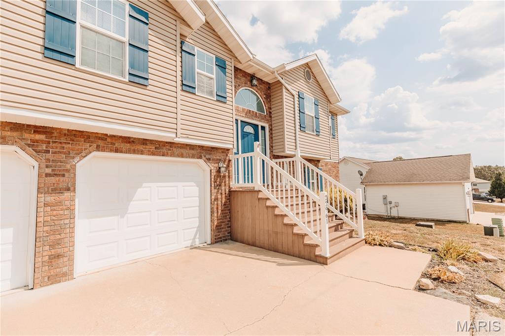 22961 Revelation Road Waynesville, MO 65583 - Photo 3 of 69 Gallery Image 3
