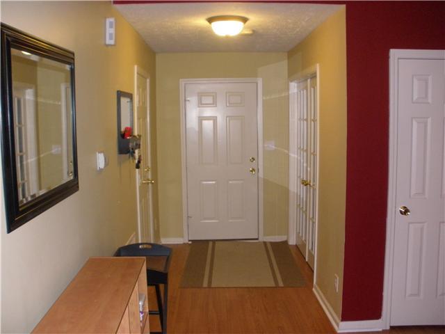 1361 Fall Ridge Drive Brownsburg, IN 46112 - Photo 2 of 10
