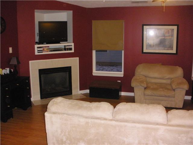 1361 Fall Ridge Drive Brownsburg, IN 46112 - Photo 3 of 10