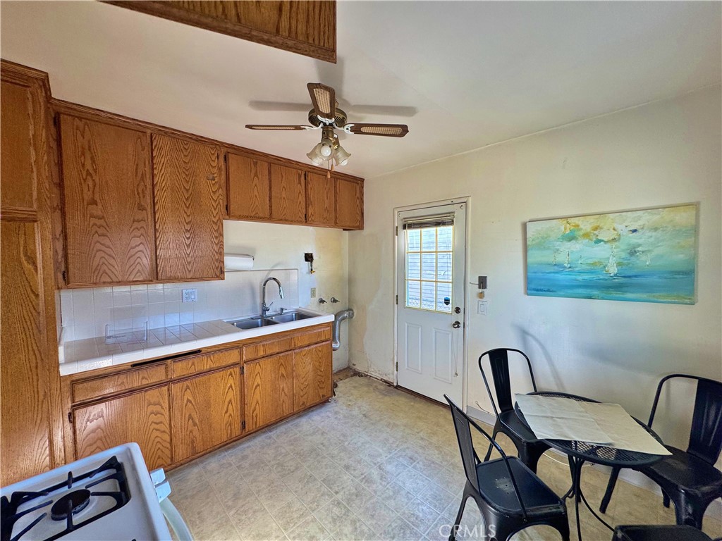 1852 260th Street Lomita, CA 90717 - Photo 14 of 63