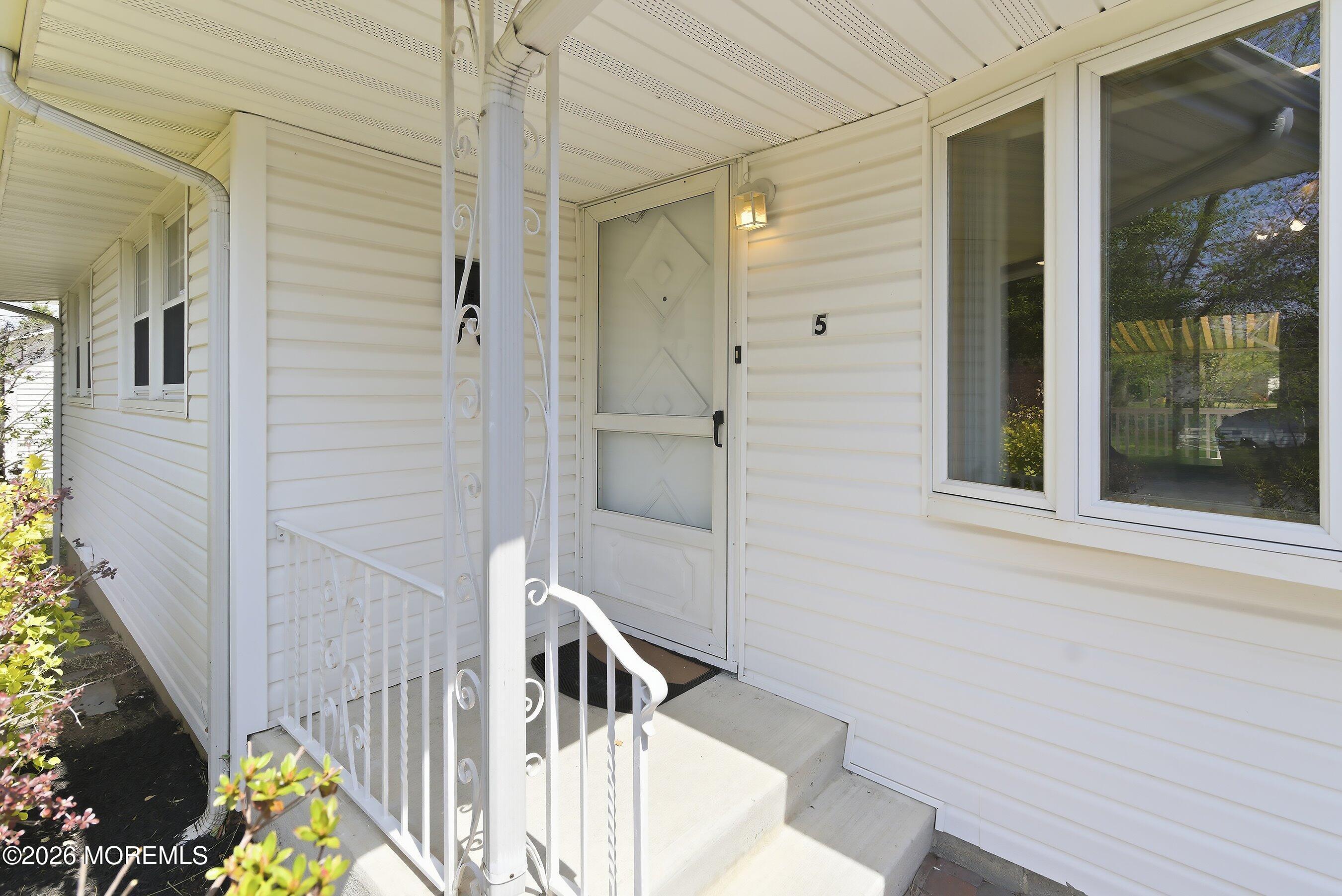 5 Lone Oak Road Middletown, NJ 07748 - Photo 3 of 23 03-Front Entrancw