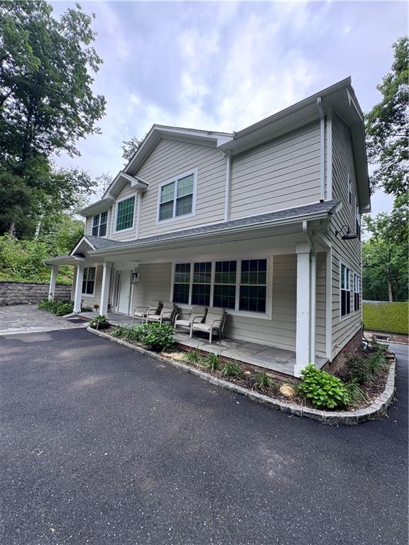 314 Mill Hill Road Nassau County, NY 11765 - Photo 9 of 23