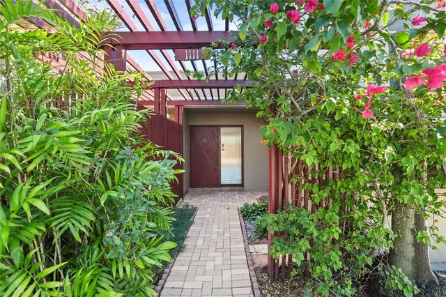 $449,750 | 1111 Windward Drive, Pembroke Pines, FL 33026