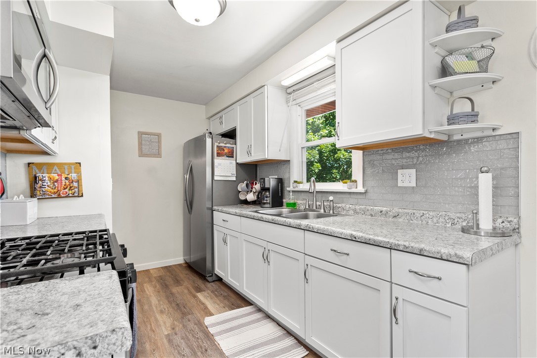 50277 Telegraph Road Amherst, OH 44001 - Photo 3 of 32 Gallery Image 3