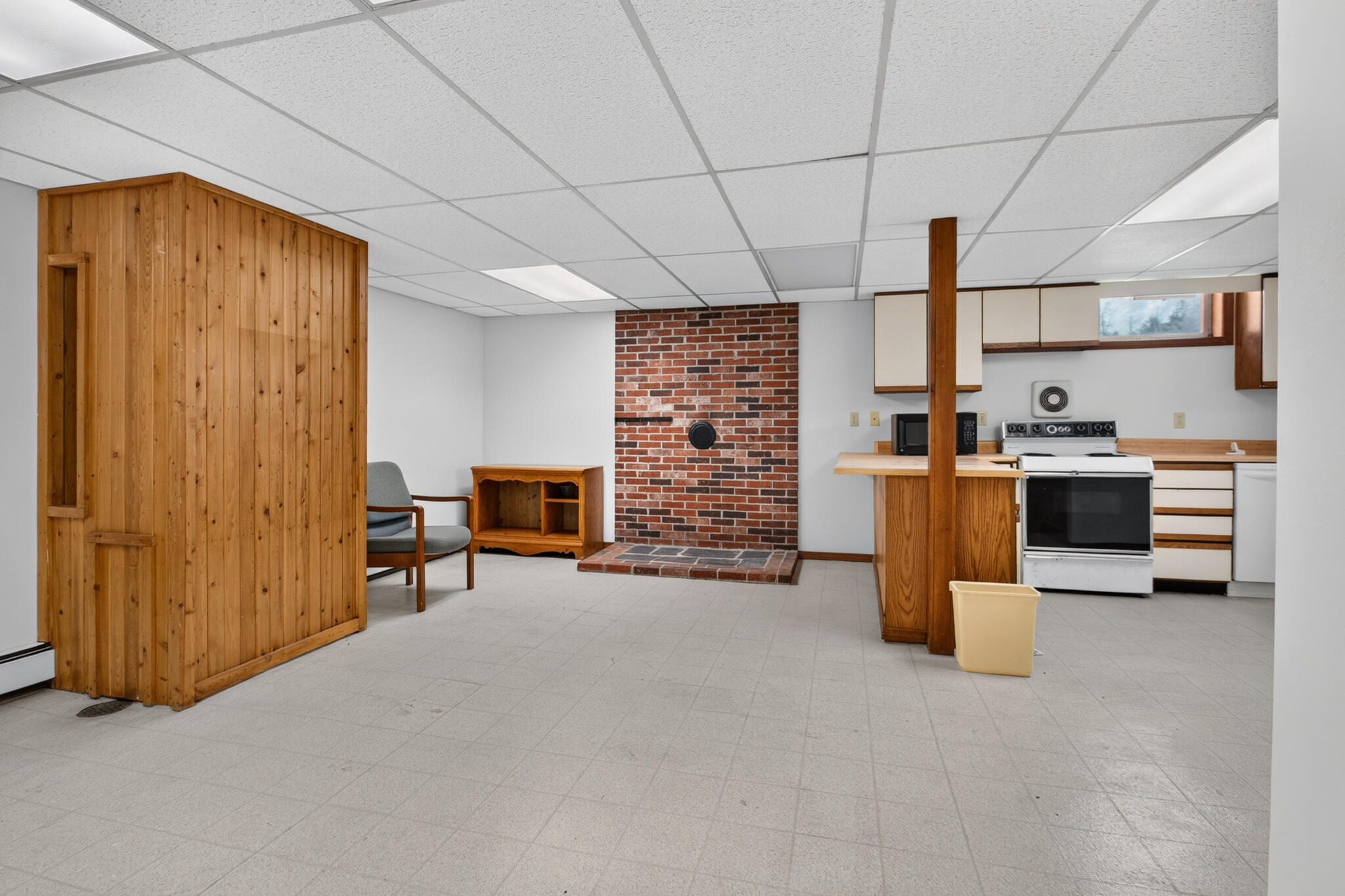 25 Hadley Lake Road Machias, ME 04654 - Photo 29 of 36 25 Hadley Lake Road Interior2-5