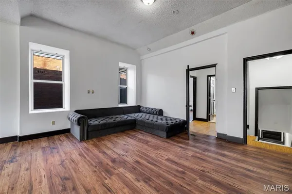 $100,000 | 1408 Linton Avenue, St. Louis, MO 63107