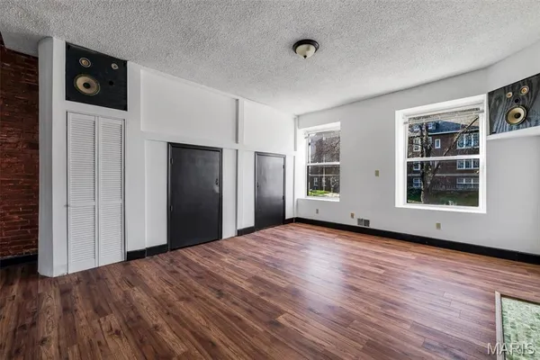 $100,000 | 1408 Linton Avenue, St. Louis, MO 63107