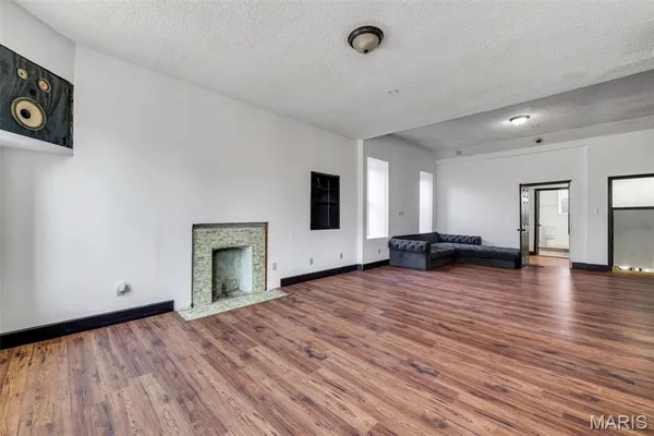 $100,000 | 1408 Linton Avenue, St. Louis, MO 63107