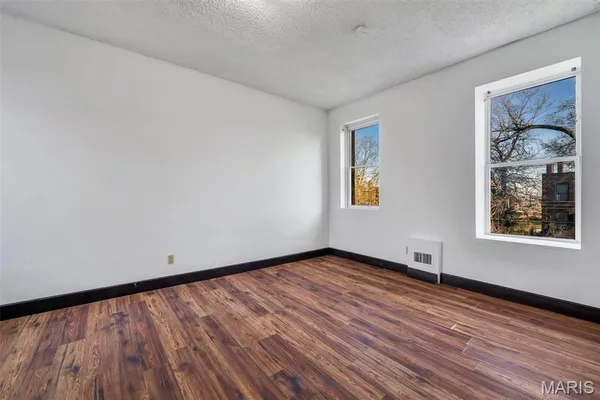 $100,000 | 1408 Linton Avenue, St. Louis, MO 63107