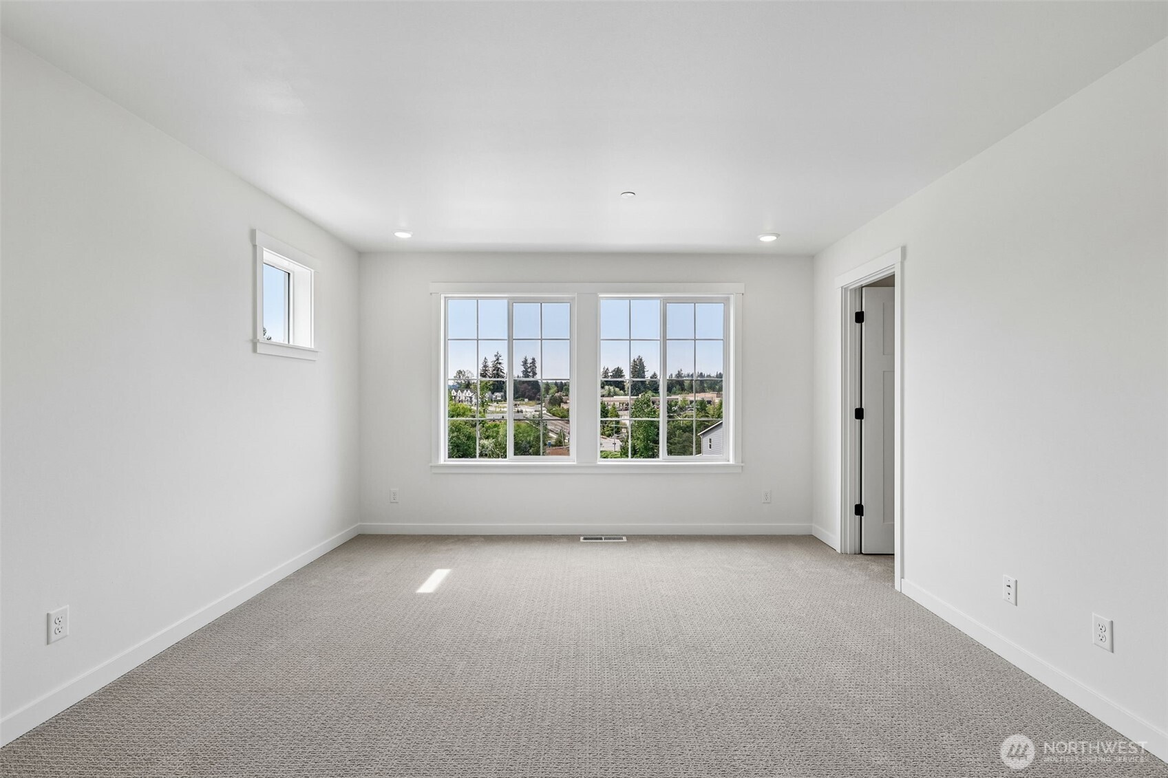 24229 13 Avenue Southeast, Unit CR27 Bothell, WA 98021 - Photo 24 of 40 an empty room with windows