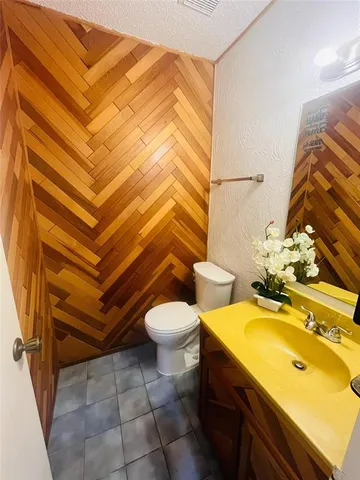 $259,900 | 3114 Eastpark Drive, Garland, TX 75044