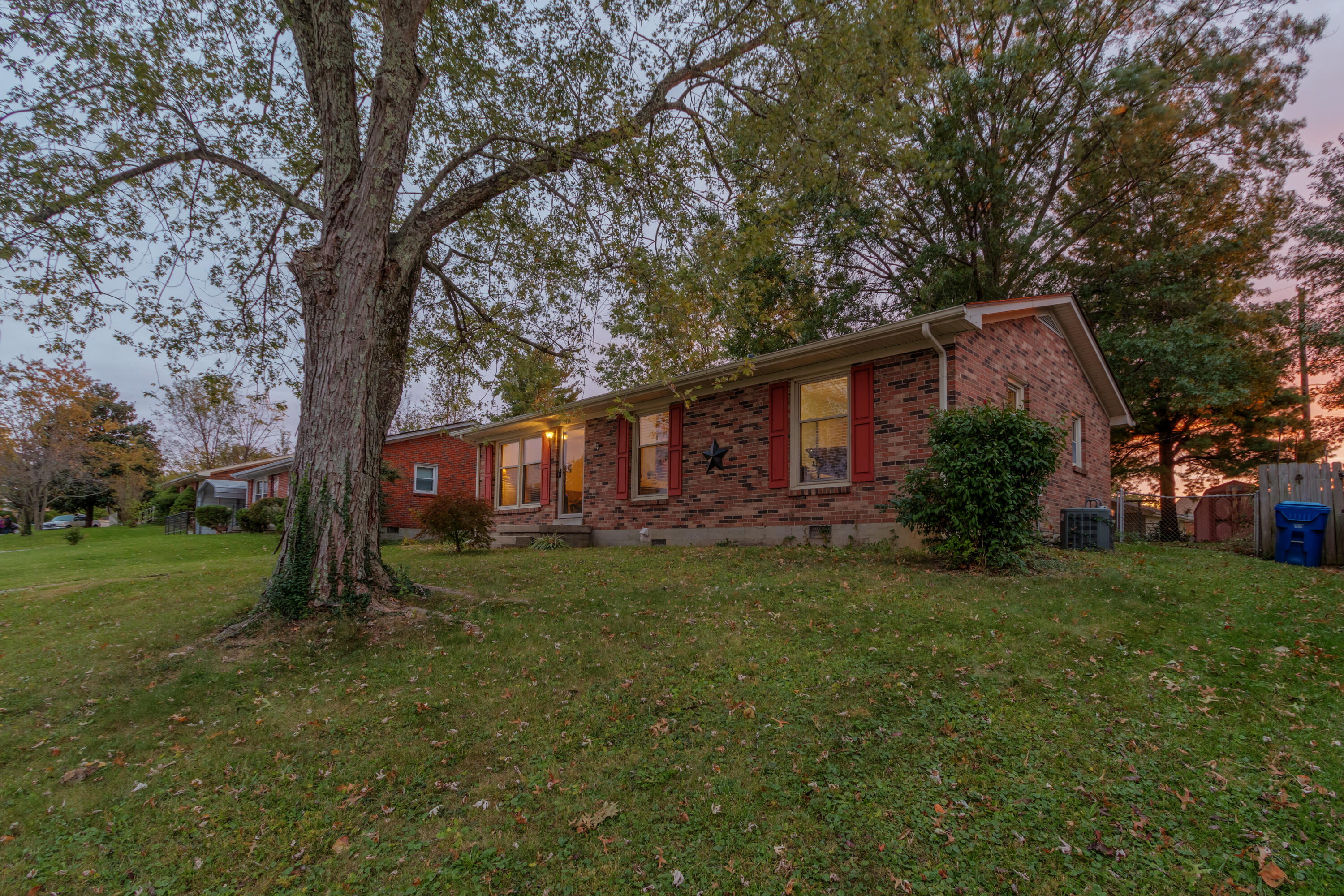 114 Holiday Road Winchester, KY 40391 - Photo 5 of 58 006-114-Holiday-Rd-Winchester-KY-40391-F