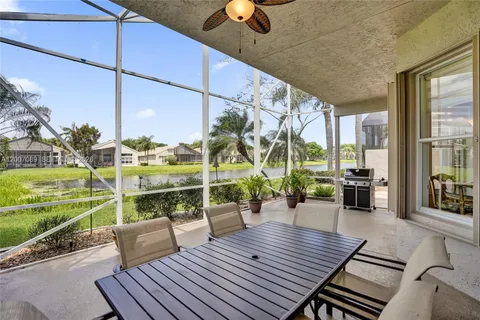 $550,000 | 8257 La Jolla Vista Lane, Lake Worth, FL 33467