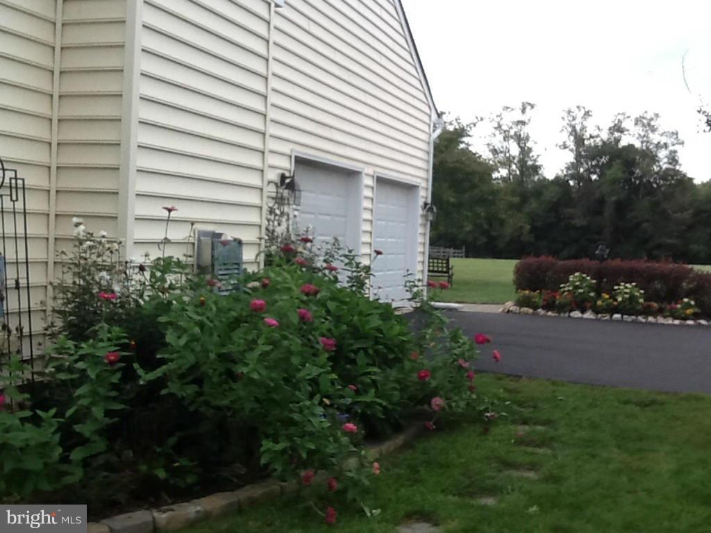 37236 Jeb Stuart Road Purcellville, VA 20132 - Photo 5 of 30 Exterior (General)